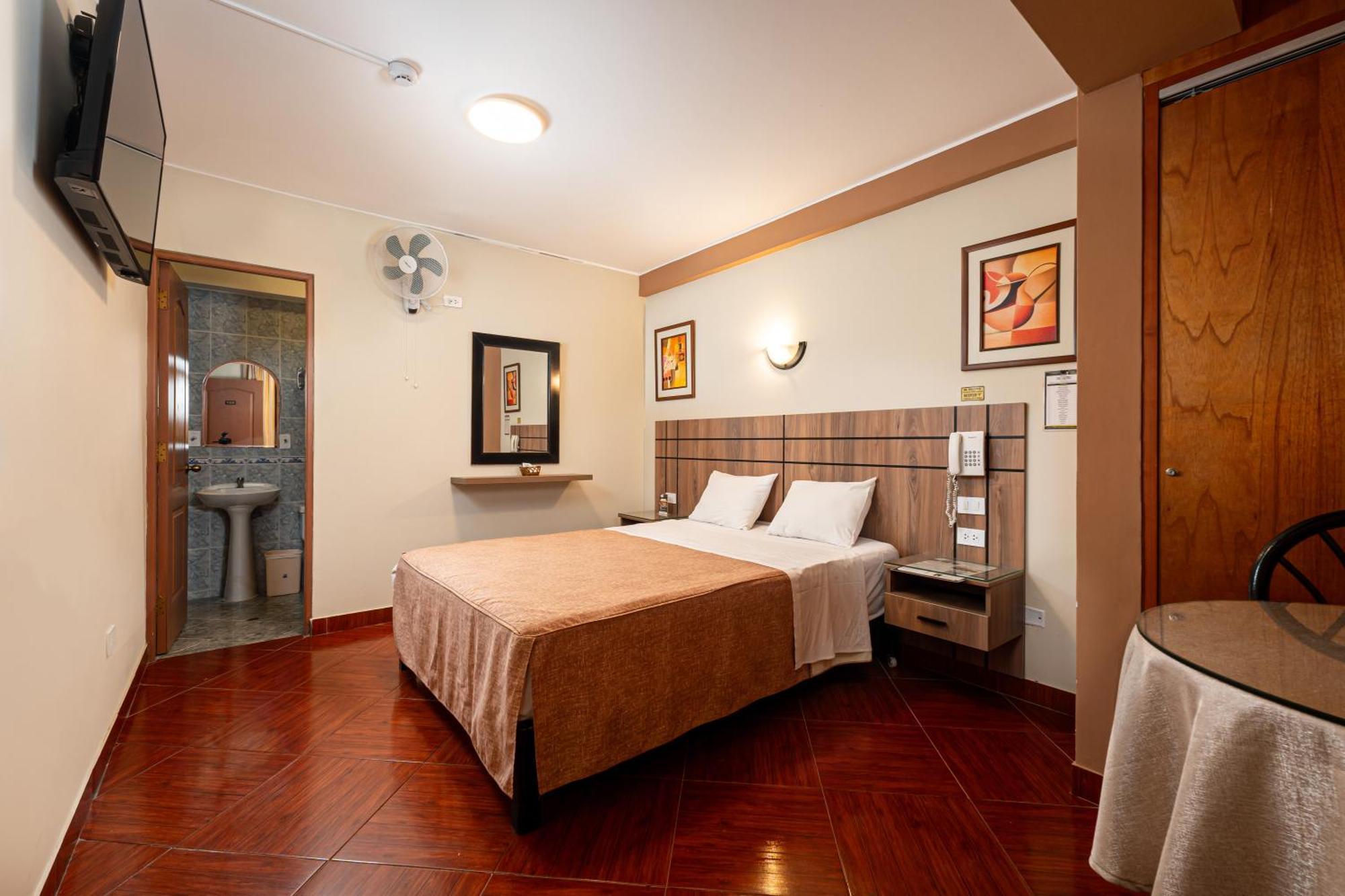 Hotel Bohemia Лима Екстериор снимка