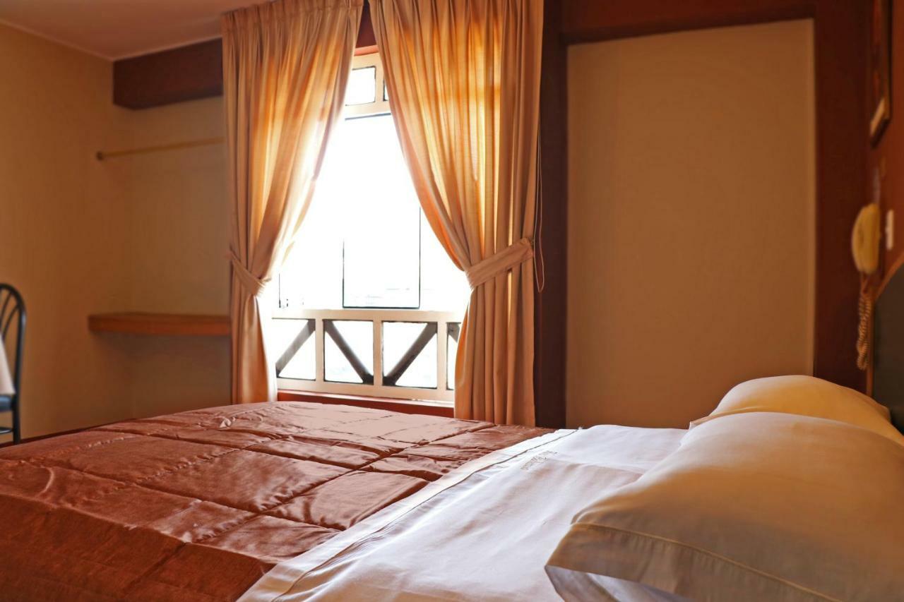 Hotel Bohemia Лима Екстериор снимка